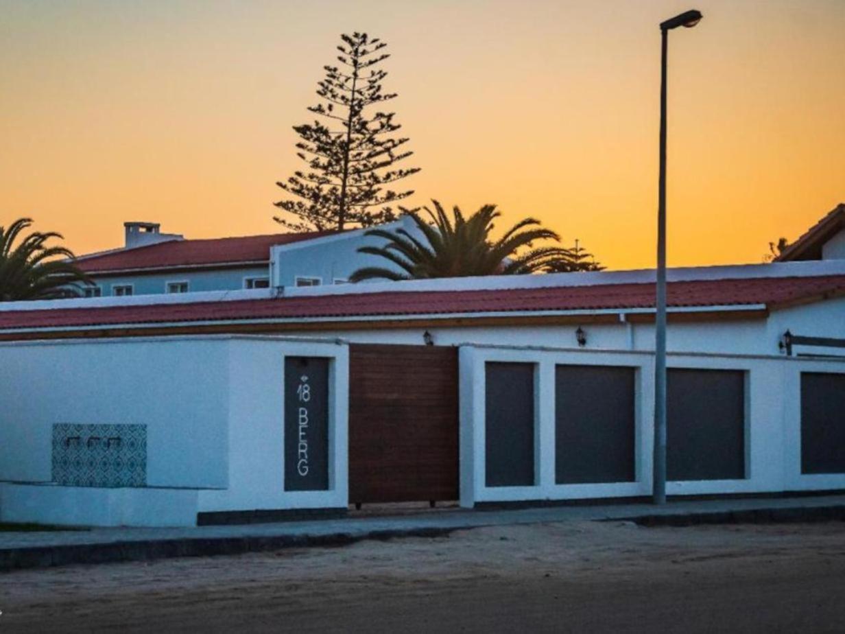 Beach Garden Guesthouse With Self Catering Swakopmund Luaran gambar